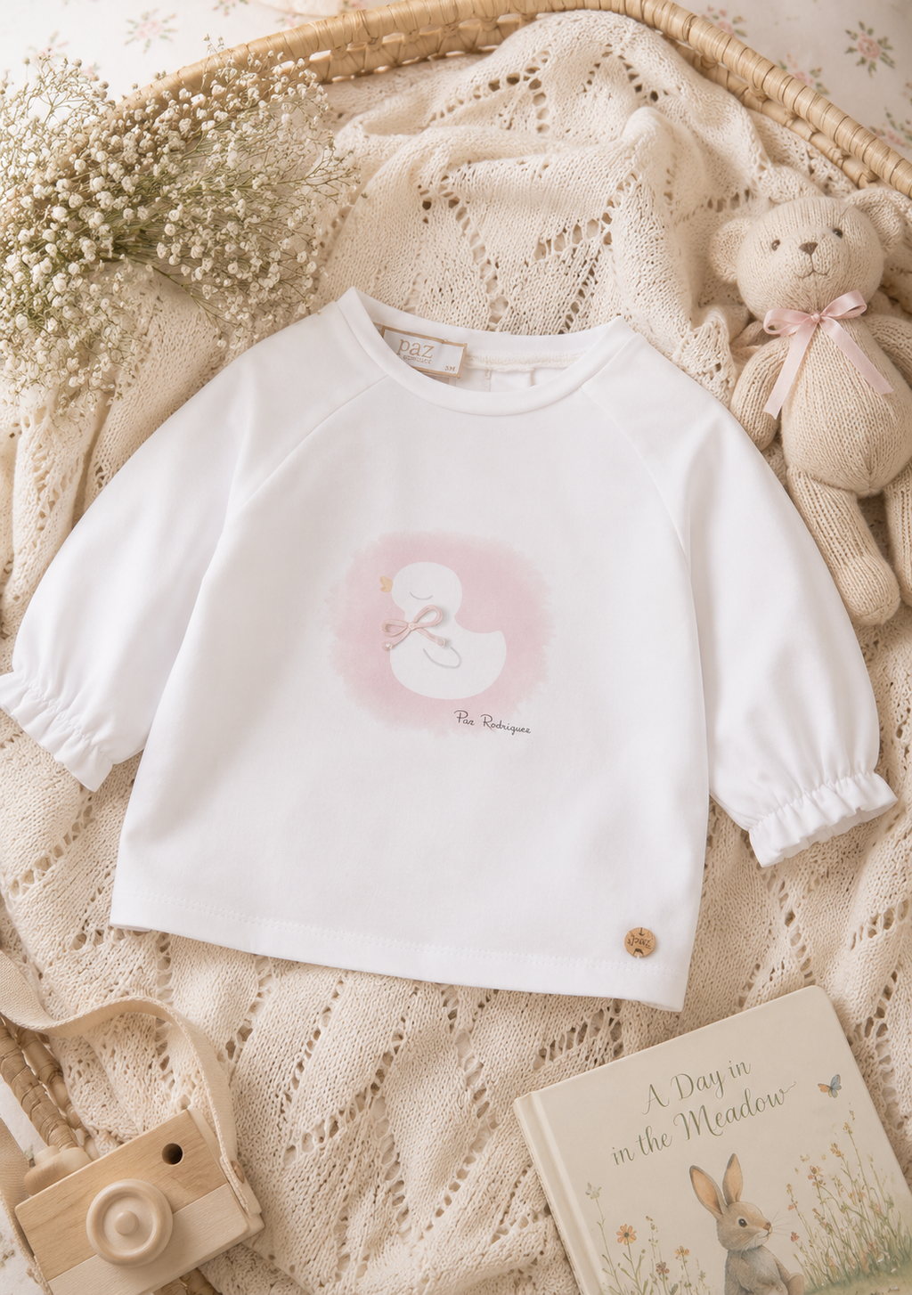 Conjunto exclusivo Cua Cua para niña: sudadera estampada de pato.