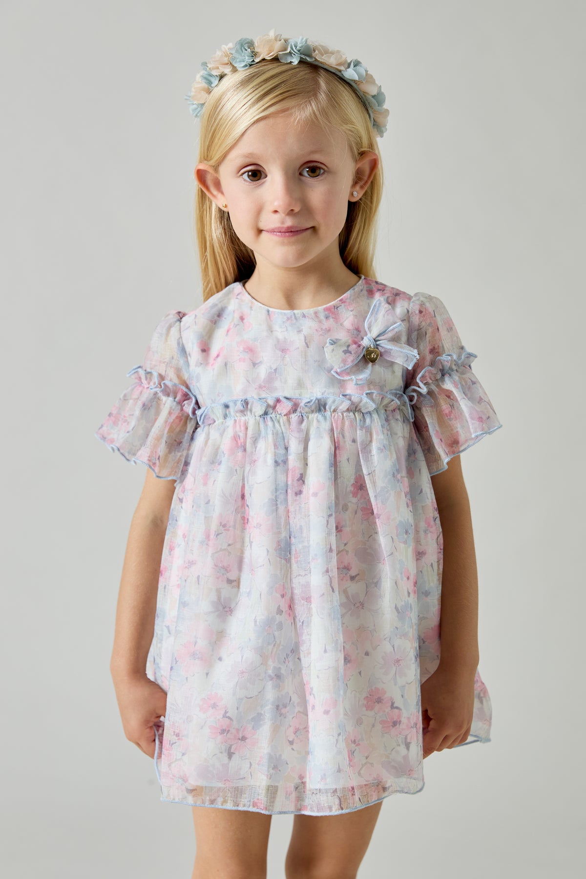 Vestido Victoria de Martín Aranda en modelo, vista frontal