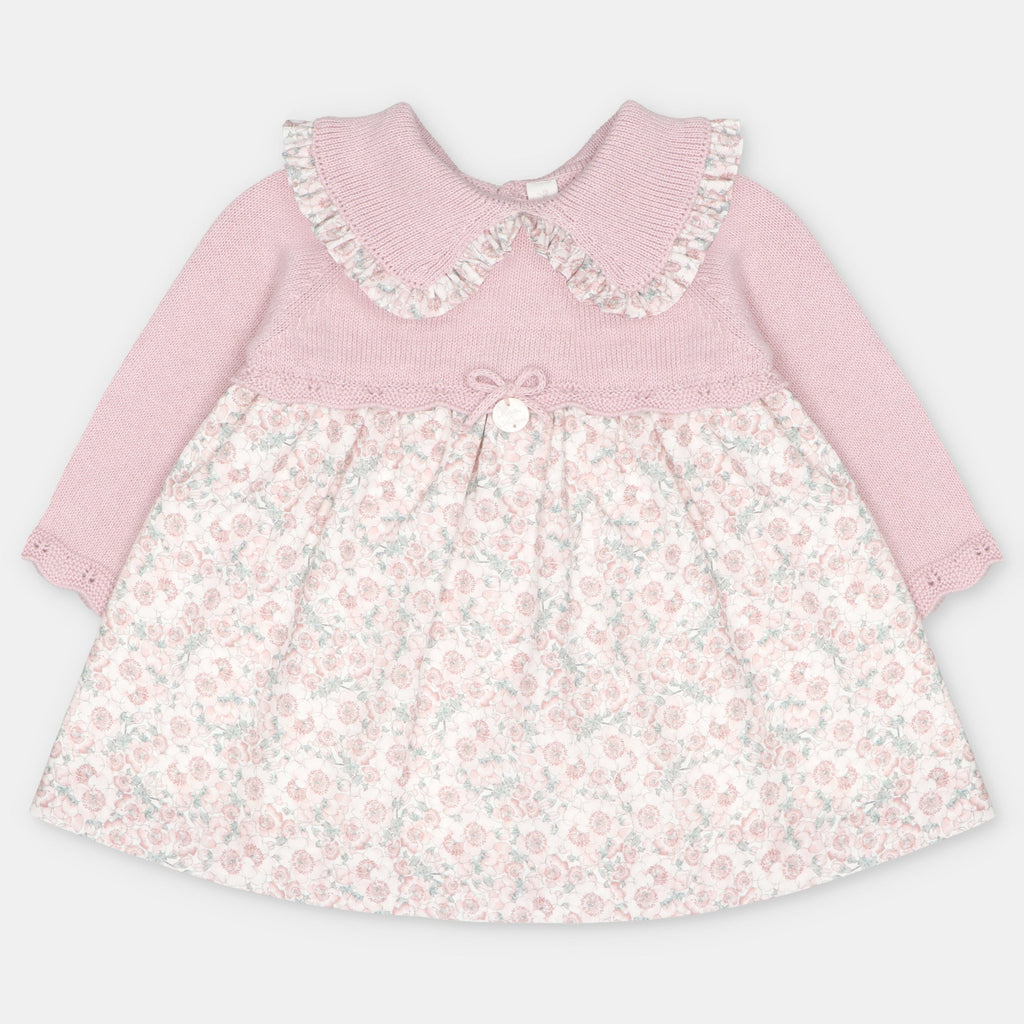 Conjunto exclusivo floral para bebé: vestido combinado floral.