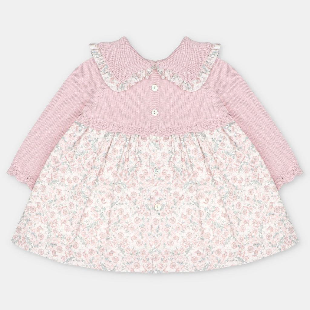 Vestido del conjunto exclusivo floral para bebé.
