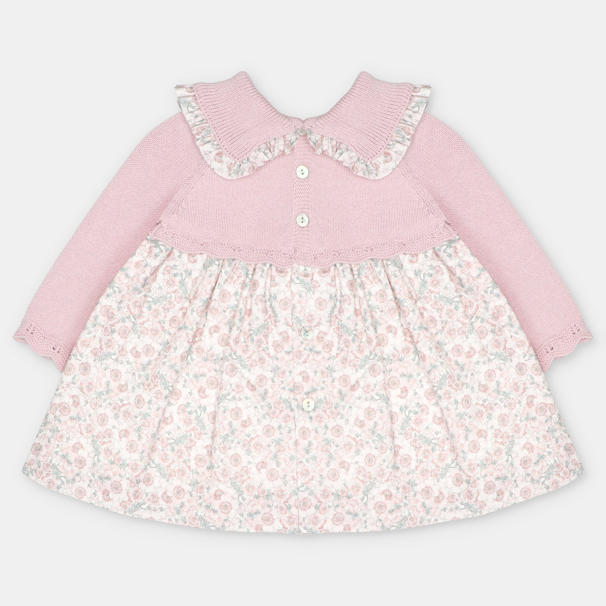 Vestido del conjunto exclusivo floral para bebé.