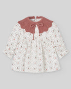 Vestido estampado LUMBRE con cuello de punto teja, Paz Rodríguez, vista frontal.